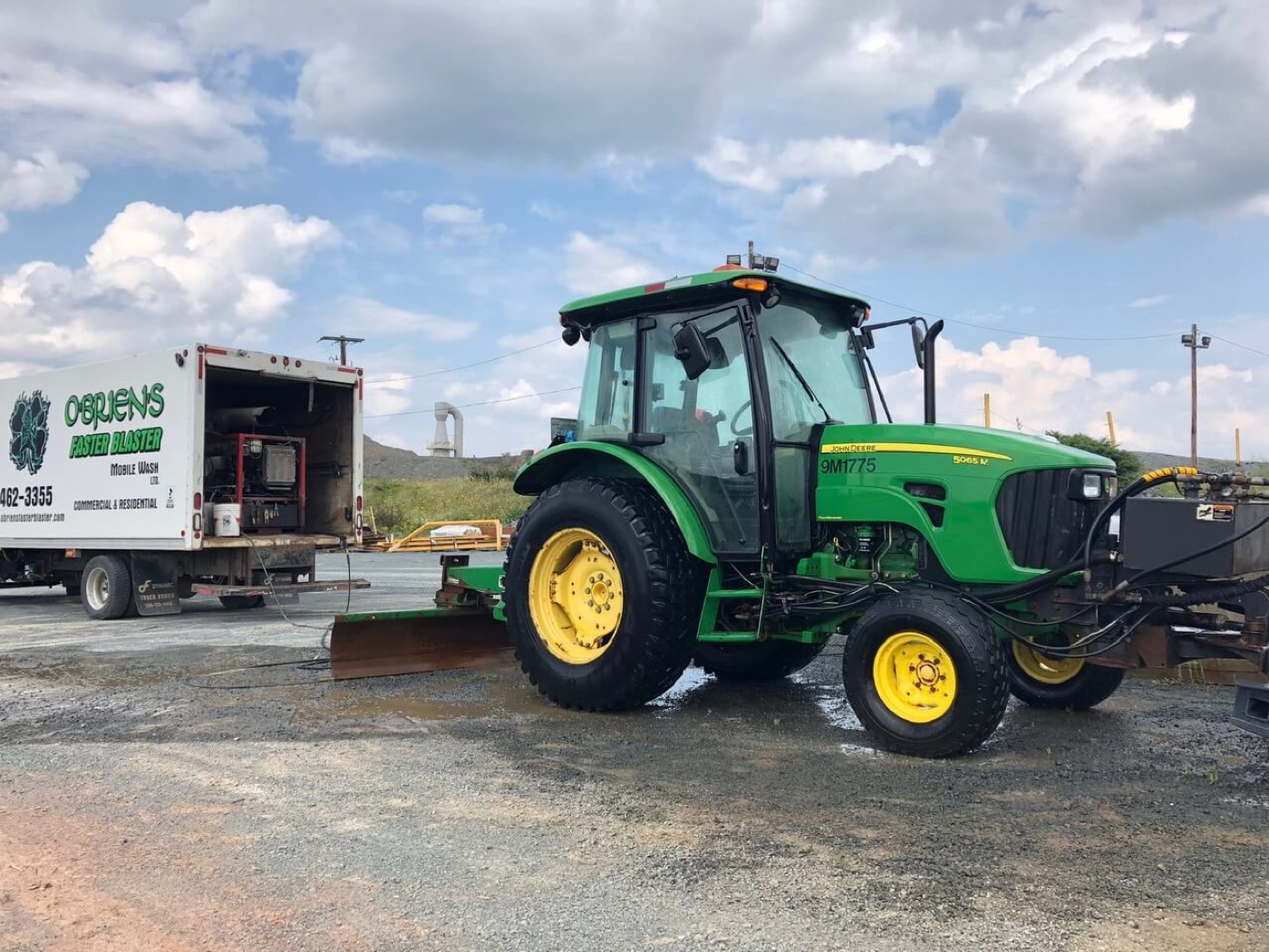 A clean highway tractor after a wash by O'Brien's Faster Blaster
